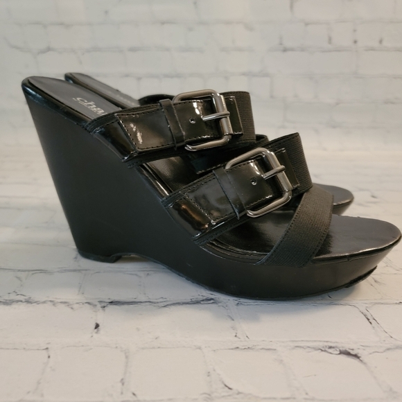 Charles by Charles Davis Black Strappy Buckle Wedge Sandles Size 10 B - Picture 2 of 7